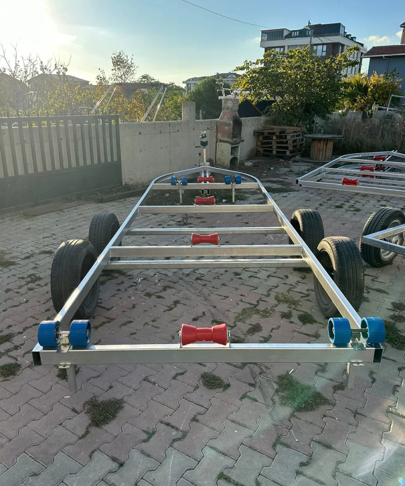 6 Metre At-Çek Römork